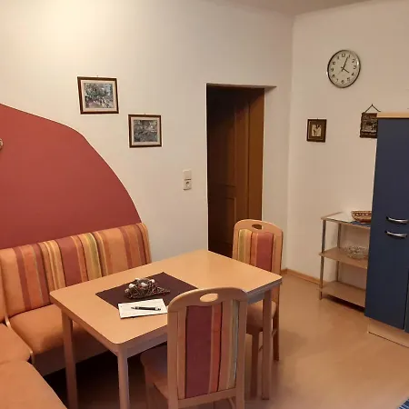 Hutmannhof-ferienwohnungen * 델라흐