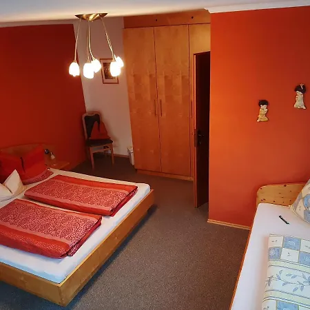 Hutmannhof-ferienwohnungen * 델라흐