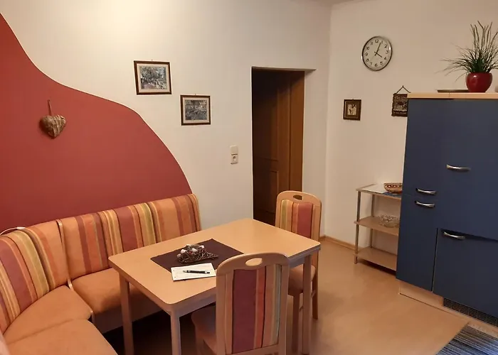 Hutmannhof-ferienwohnungen * 델라흐